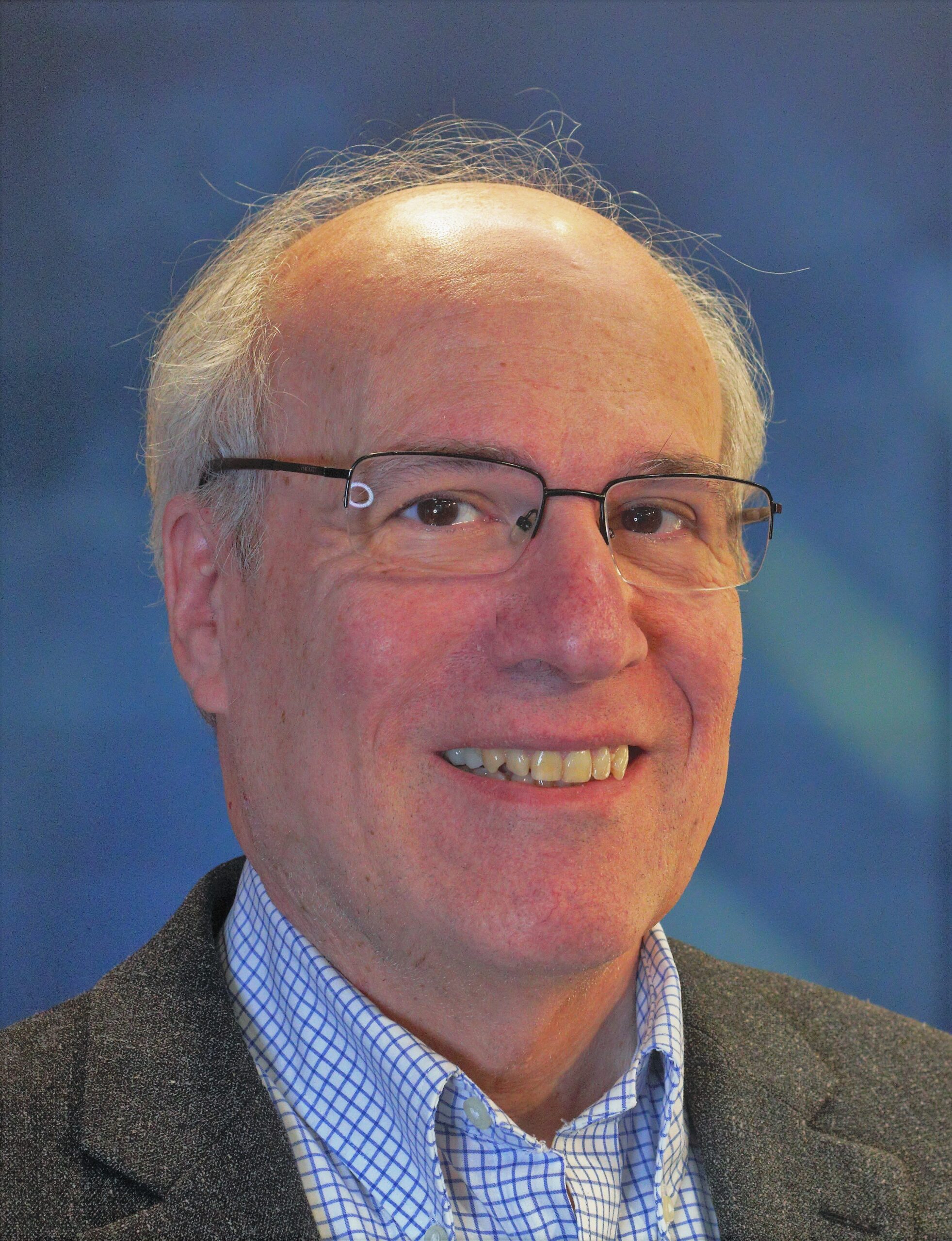 Harvey Arnold headshot
