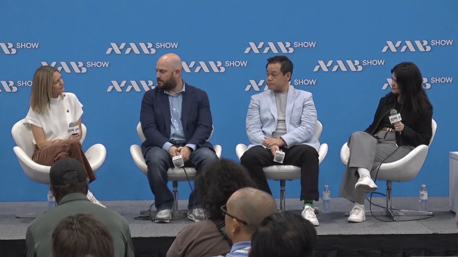 AI in Sports: From Data to Dynamic Fan Experiences